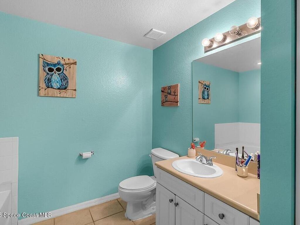 2416 57th Circle, Vero Beach, FL 32966