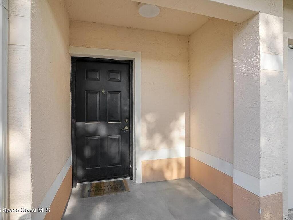 2416 57th Circle, Vero Beach, FL 32966