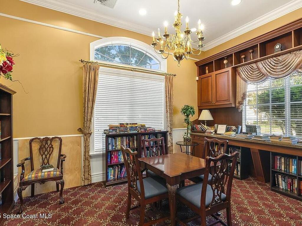 2416 57th Circle, Vero Beach, FL 32966