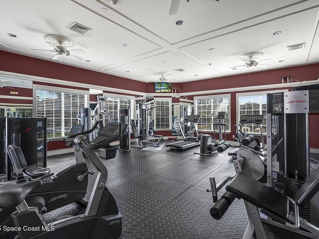 2416 57th Circle, Vero Beach, FL 32966