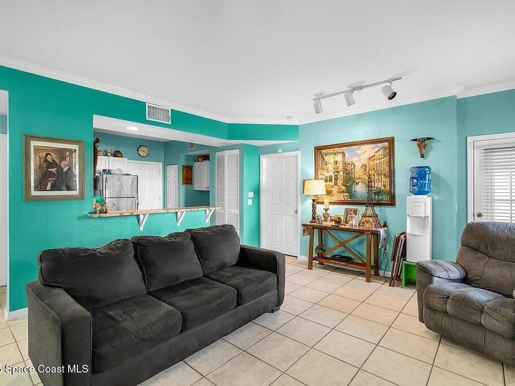 2416 57th Circle, Vero Beach, FL 32966