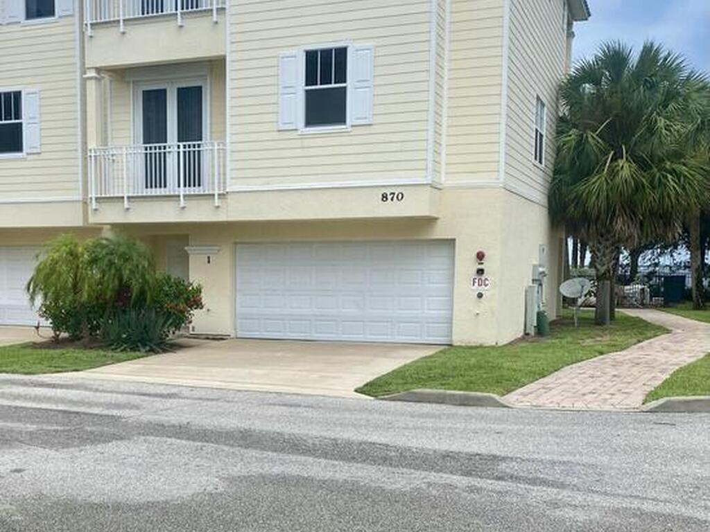 870 Vignoles Avenue, Palm Bay, FL 32905