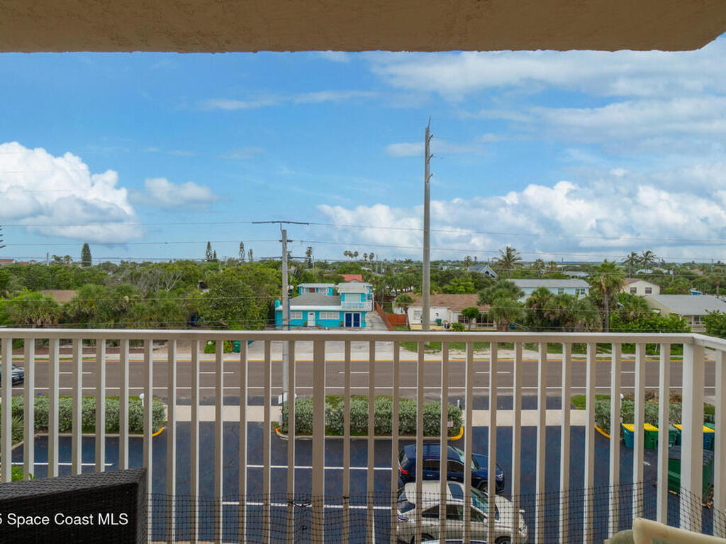 1525 S Atlantic Avenue, Cocoa Beach, FL 32931