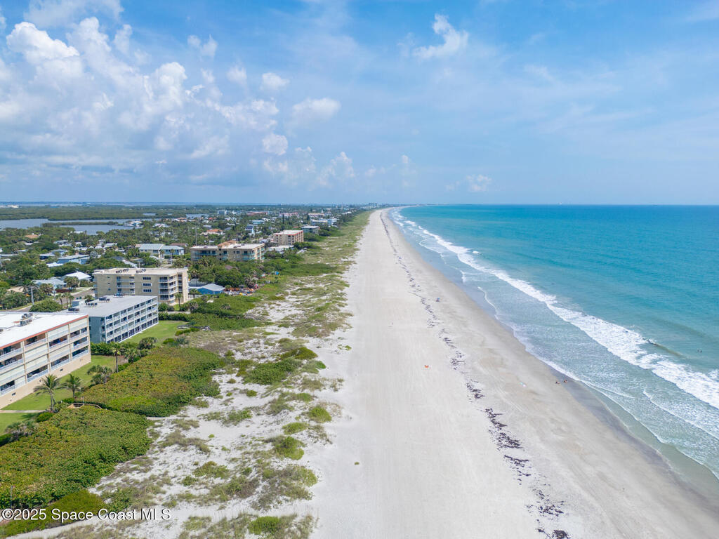 1525 S Atlantic Avenue, Cocoa Beach, FL 32931