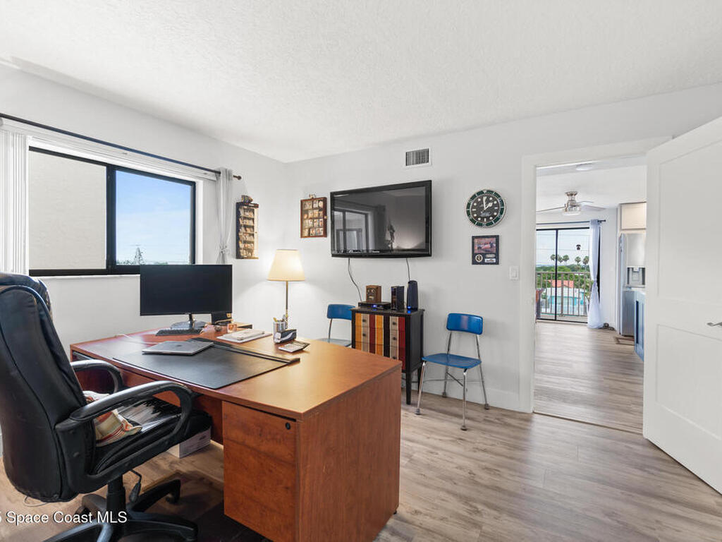 1525 S Atlantic Avenue, Cocoa Beach, FL 32931