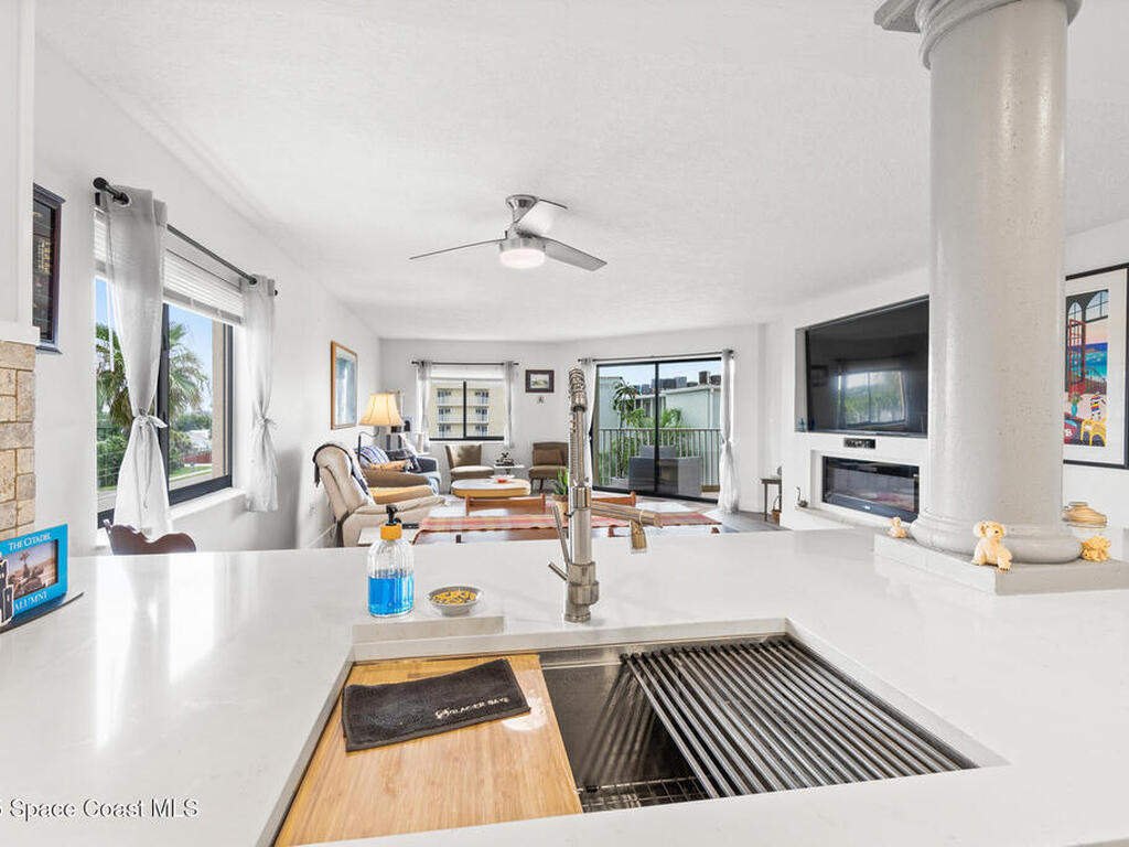 1525 S Atlantic Avenue, Cocoa Beach, FL 32931