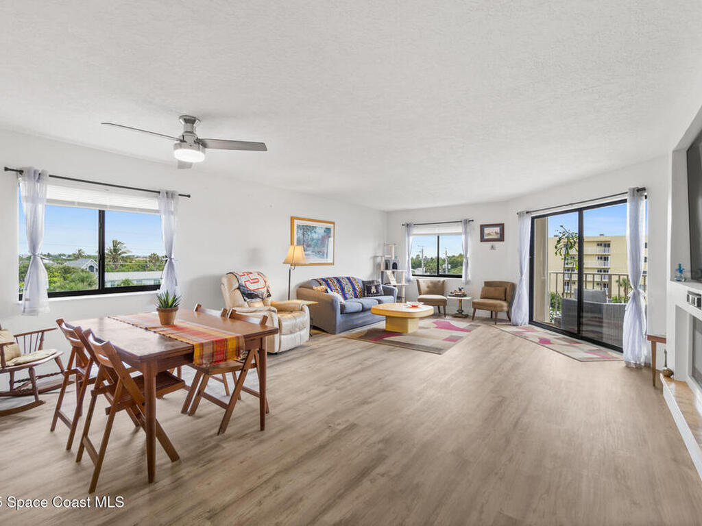 1525 S Atlantic Avenue, Cocoa Beach, FL 32931