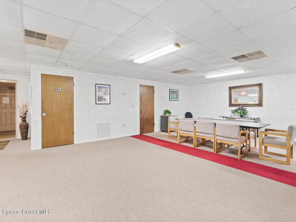 1525 S Atlantic Avenue, Cocoa Beach, FL 32931