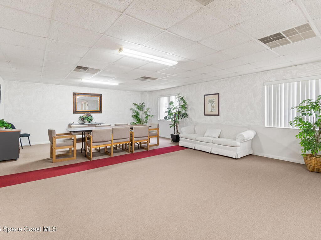 1525 S Atlantic Avenue, Cocoa Beach, FL 32931