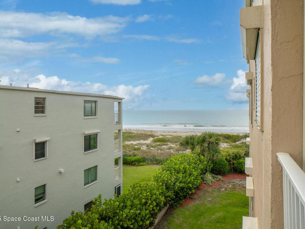 1525 S Atlantic Avenue, Cocoa Beach, FL 32931
