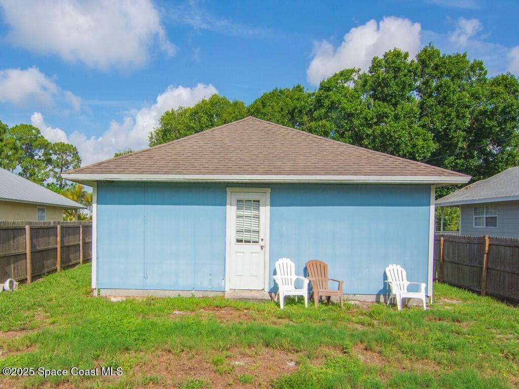 1150 19th Avenue, Vero Beach, FL 32962