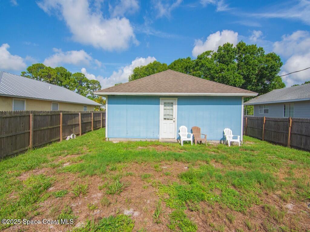 1150 19th Avenue, Vero Beach, FL 32962