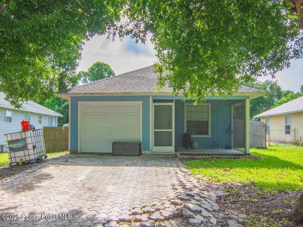 1150 19th Avenue, Vero Beach, FL 32962