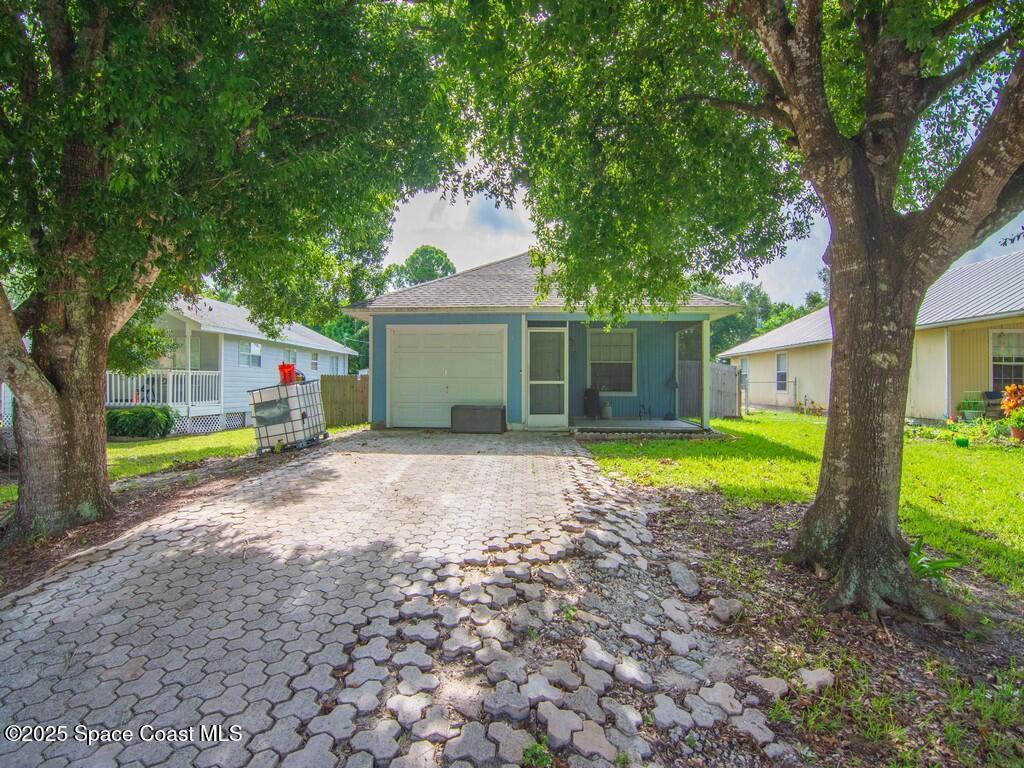 1150 19th Avenue, Vero Beach, FL 32962