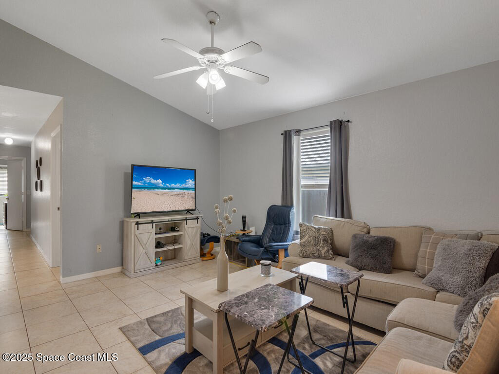 1150 19th Avenue, Vero Beach, FL 32962