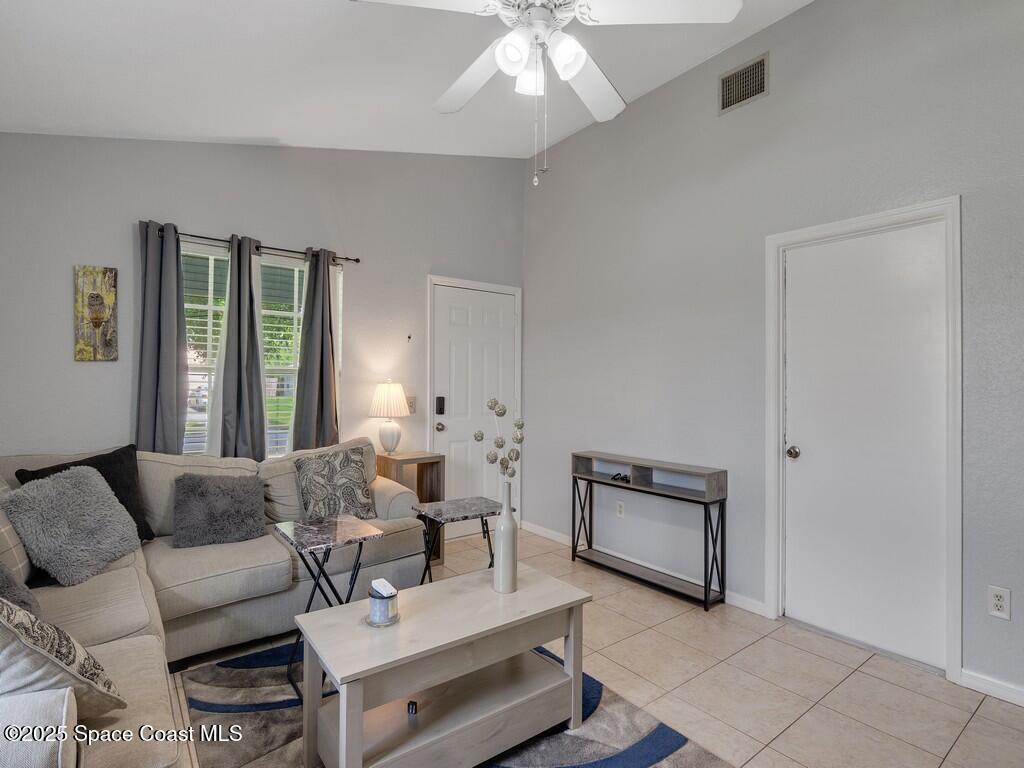 1150 19th Avenue, Vero Beach, FL 32962