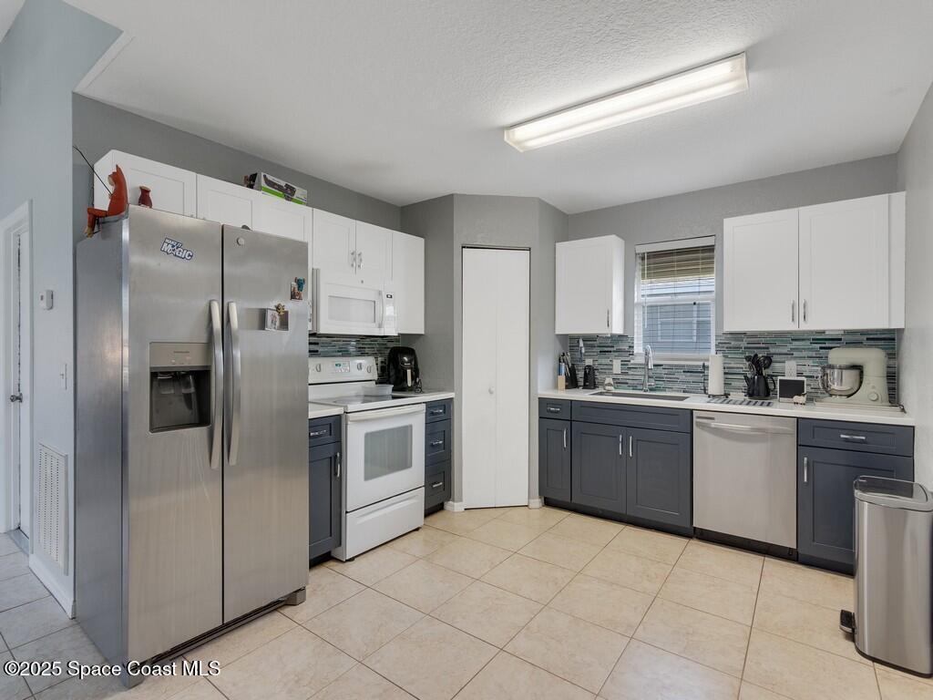 1150 19th Avenue, Vero Beach, FL 32962