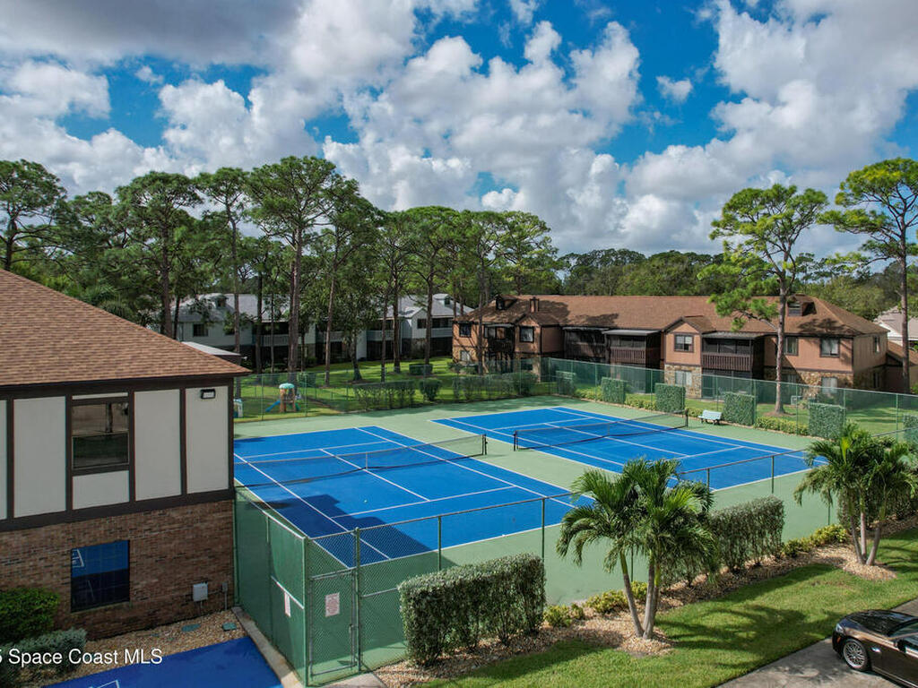 9020 York Lane, West Melbourne, FL 32904