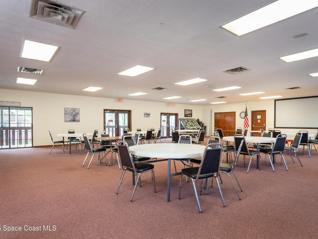 9020 York Lane, West Melbourne, FL 32904