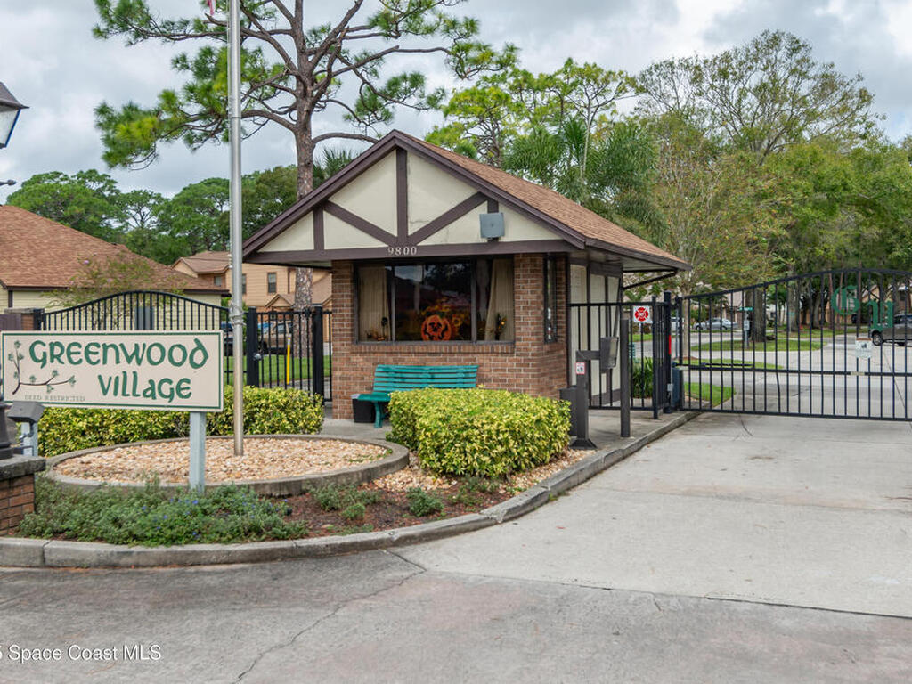 9020 York Lane, West Melbourne, FL 32904