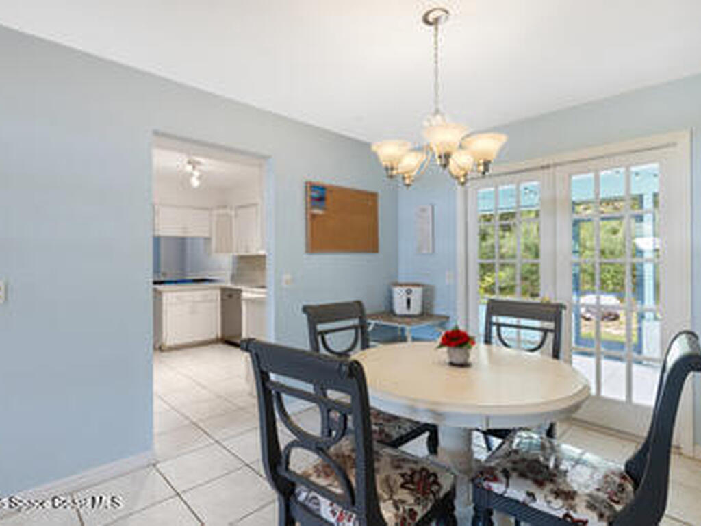 1635 71st Court, Vero Beach, FL 32966