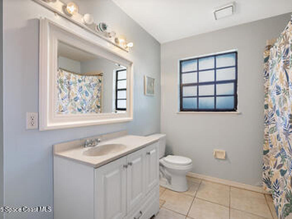 1635 71st Court, Vero Beach, FL 32966