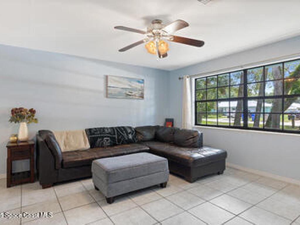 1635 71st Court, Vero Beach, FL 32966