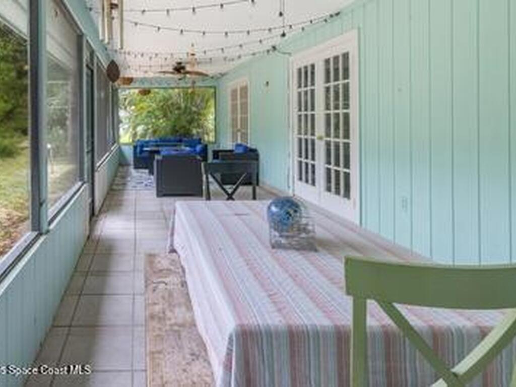 1635 71st Court, Vero Beach, FL 32966