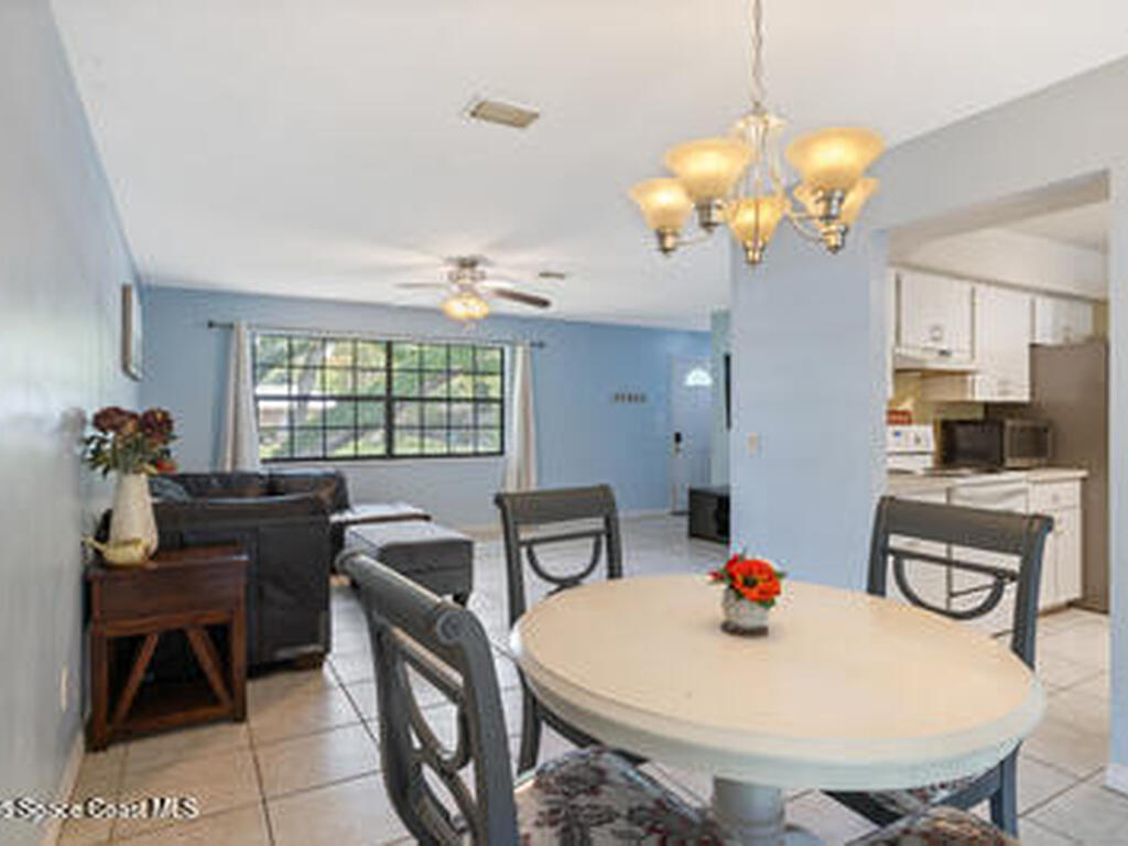 1635 71st Court, Vero Beach, FL 32966