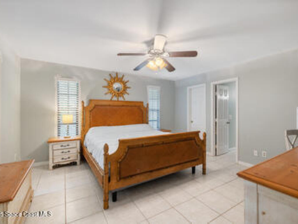 1635 71st Court, Vero Beach, FL 32966