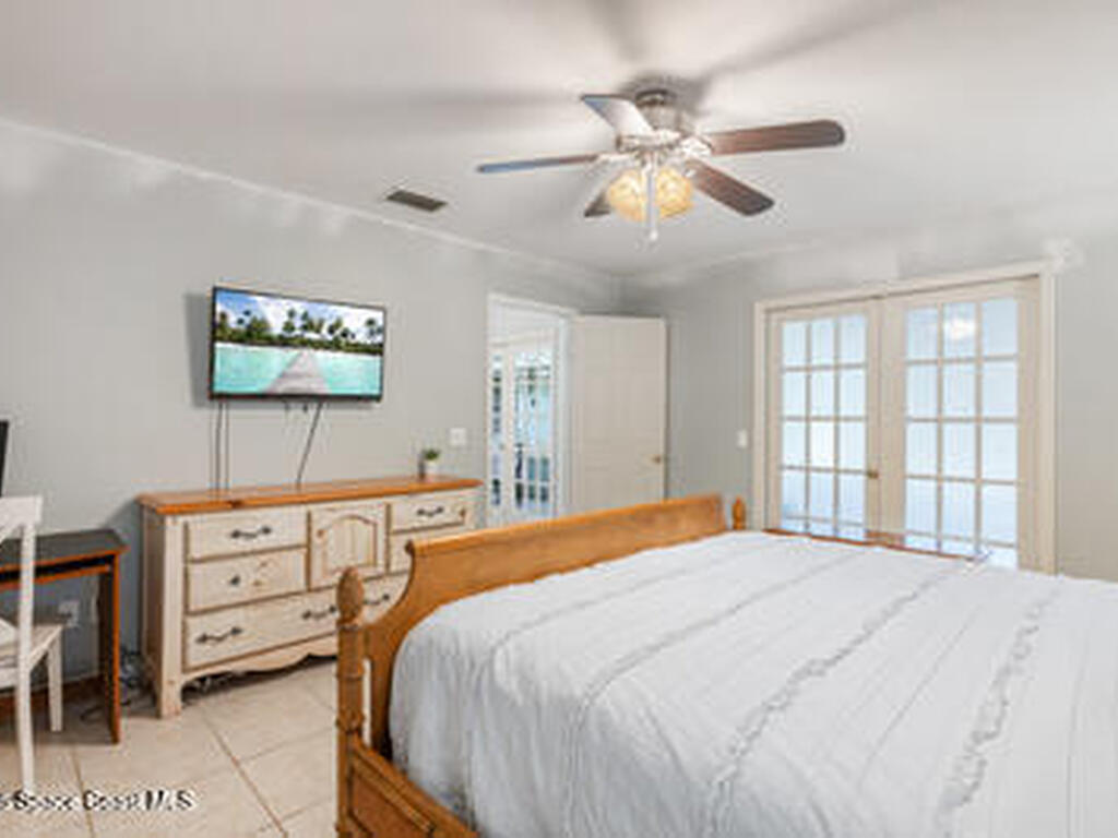 1635 71st Court, Vero Beach, FL 32966