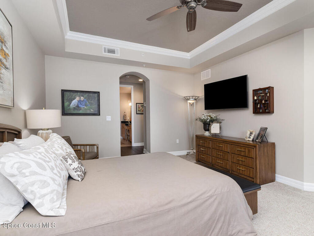 550 S Banana River Drive, Merritt Island, FL 32952