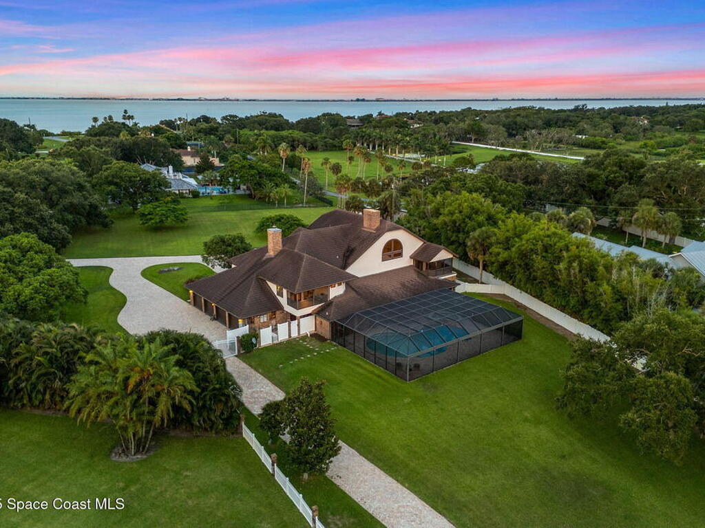 240 Utopia Circle, Merritt Island, FL 32952