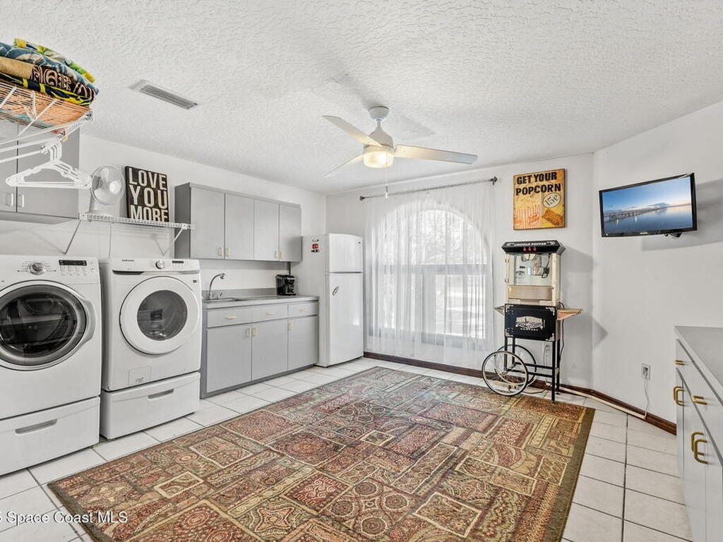 240 Utopia Circle, Merritt Island, FL 32952