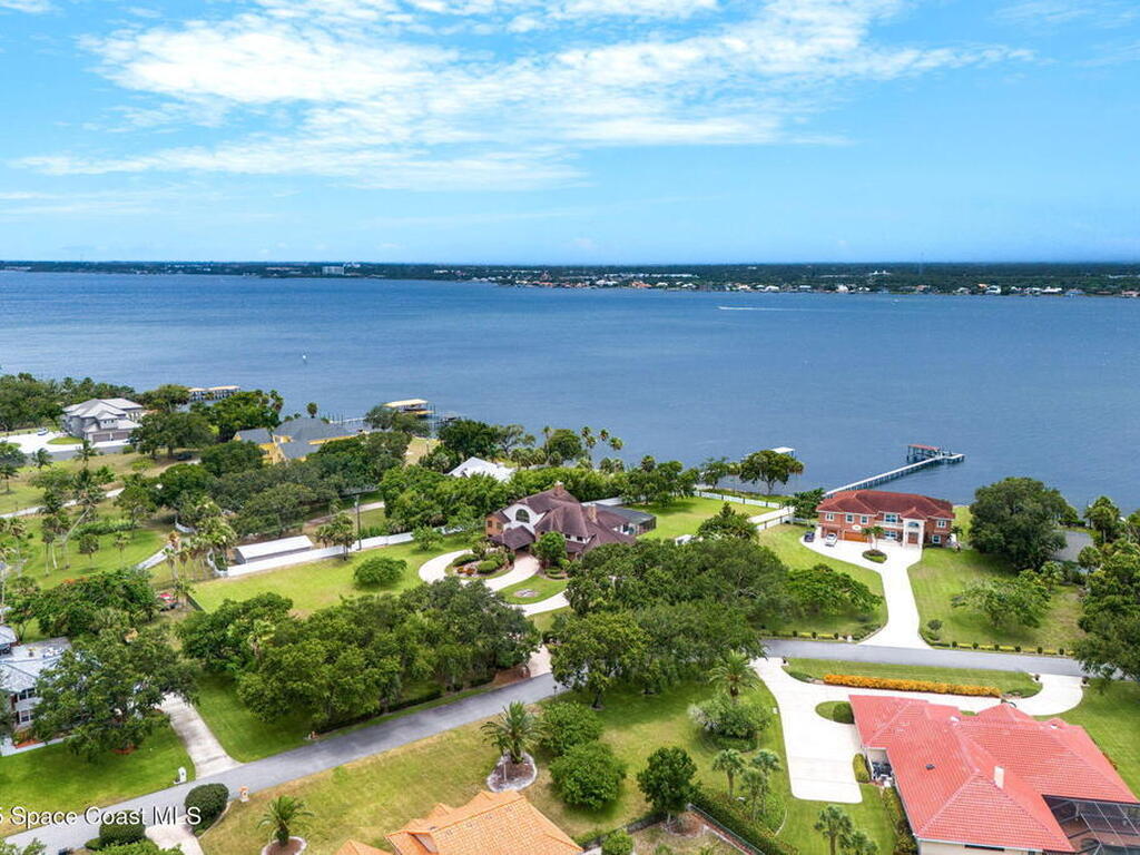 240 Utopia Circle, Merritt Island, FL 32952