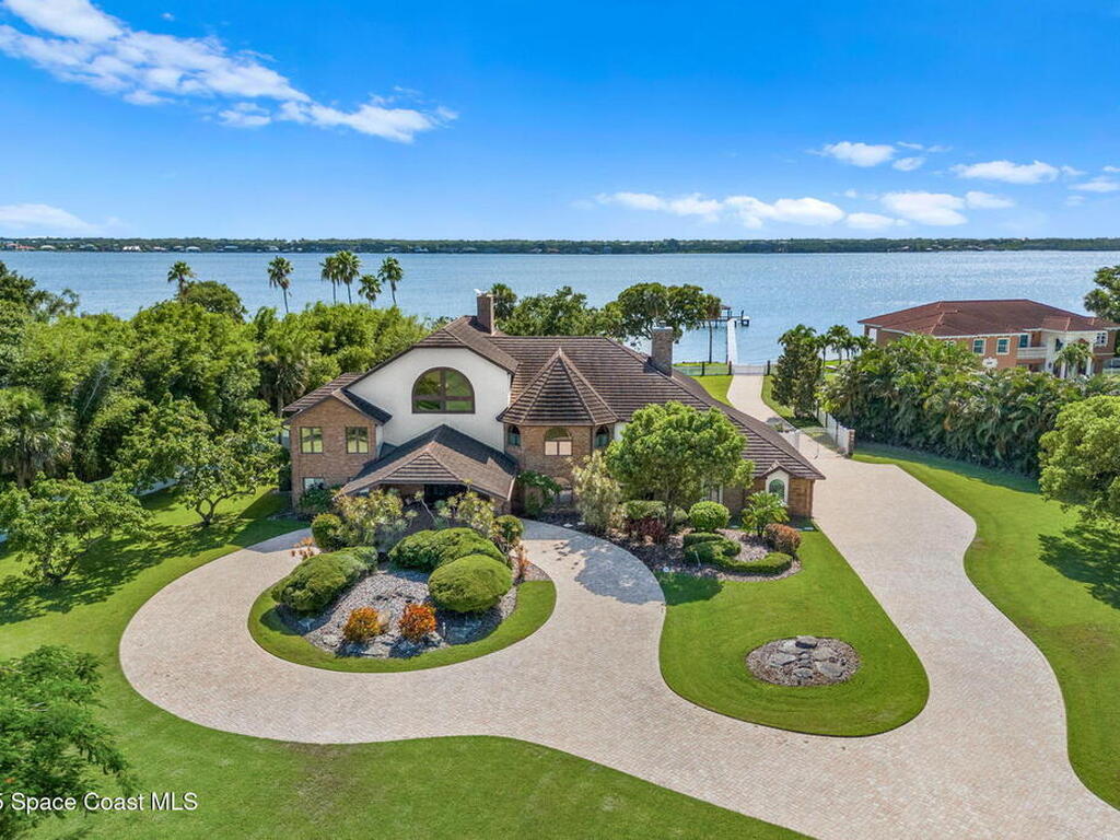 240 Utopia Circle, Merritt Island, FL 32952