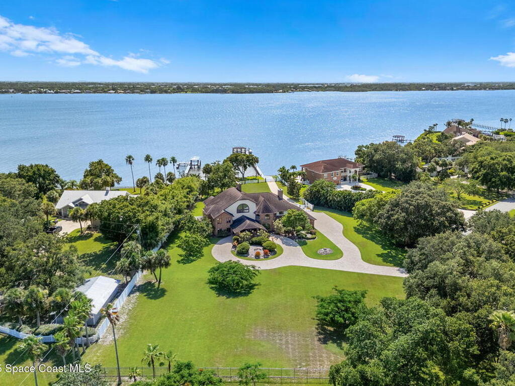 240 Utopia Circle, Merritt Island, FL 32952