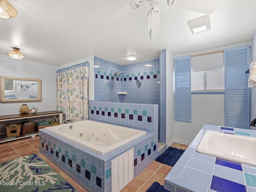 1030 S Orlando Avenue, Cocoa Beach, FL 32931