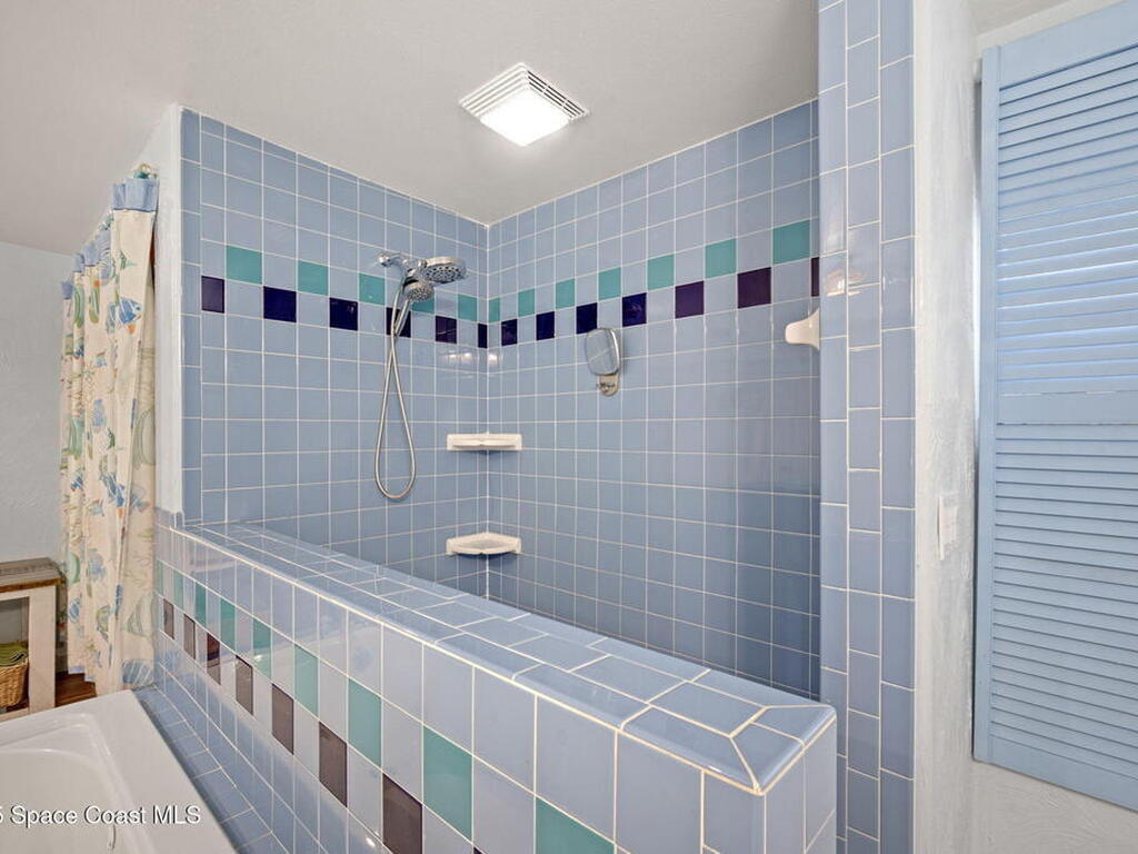 1030 S Orlando Avenue, Cocoa Beach, FL 32931