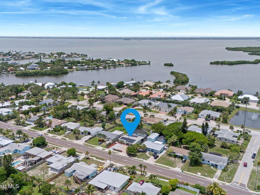 1030 S Orlando Avenue, Cocoa Beach, FL 32931