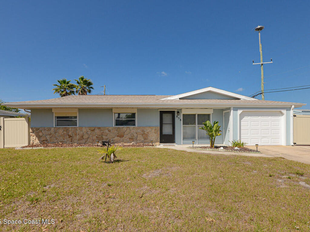 858 Bianca Drive, Palm Bay, FL 32905