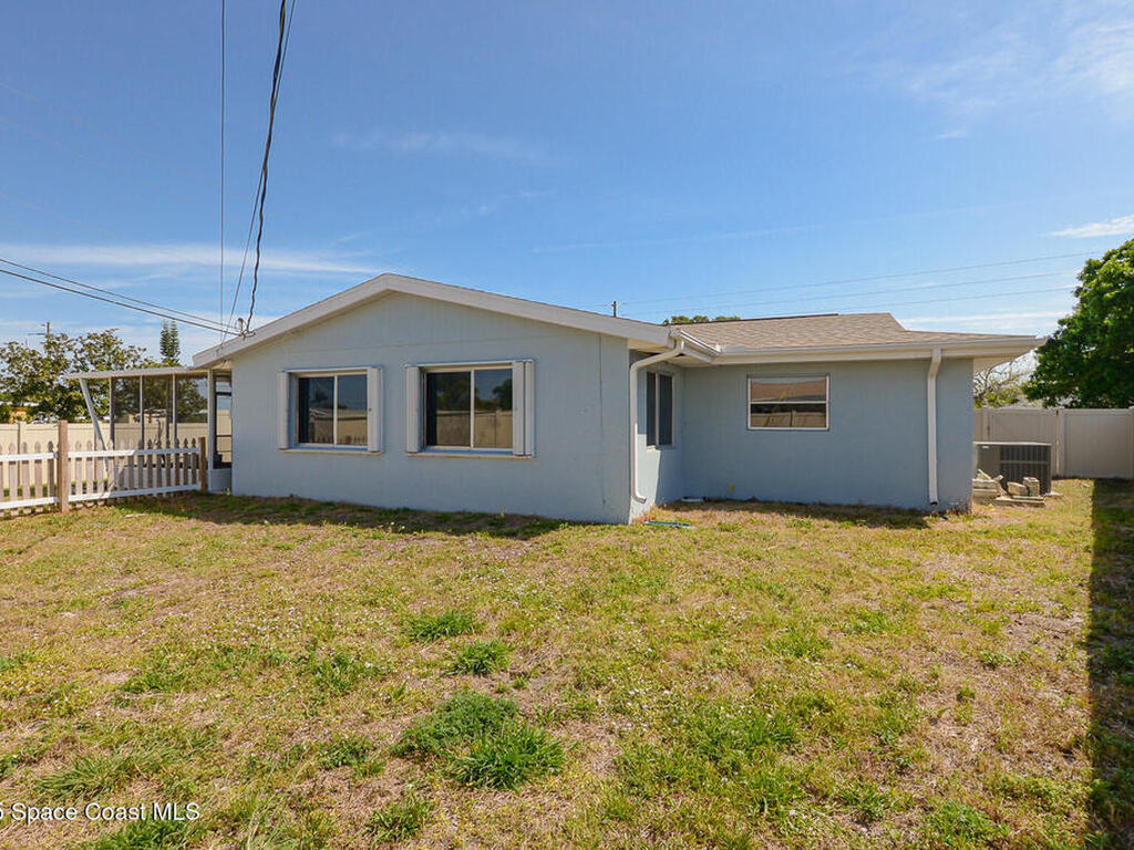 858 Bianca Drive, Palm Bay, FL 32905