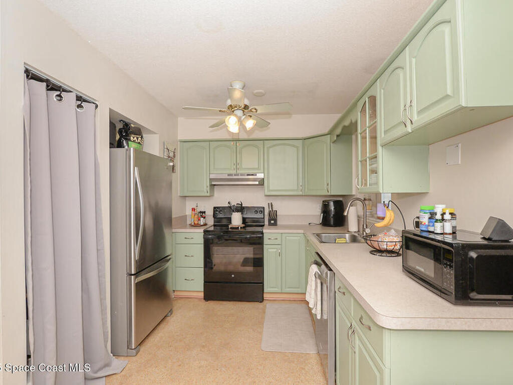 858 Bianca Drive, Palm Bay, FL 32905