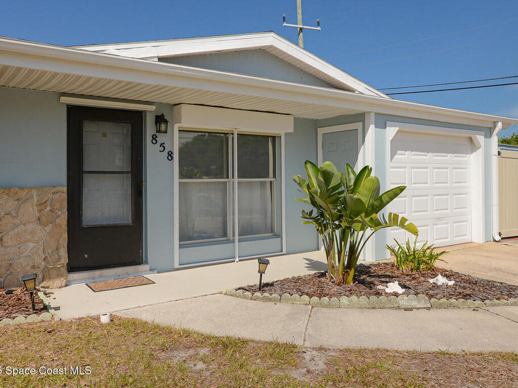 858 Bianca Drive, Palm Bay, FL 32905