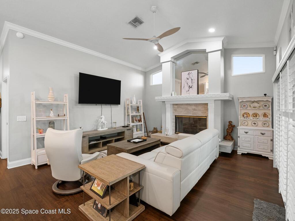 963 Spanish Wells Drive, Suntree, FL 32940