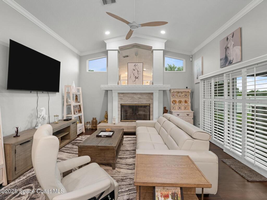 963 Spanish Wells Drive, Suntree, FL 32940