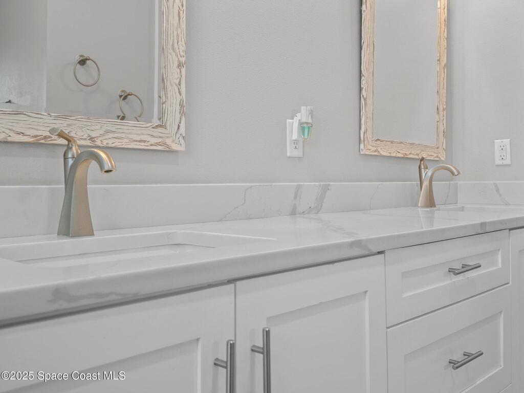 963 Spanish Wells Drive, Suntree, FL 32940