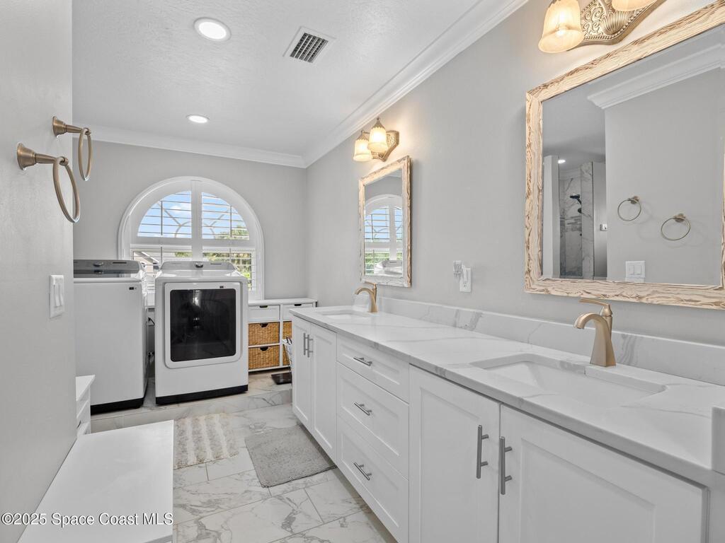 963 Spanish Wells Drive, Suntree, FL 32940