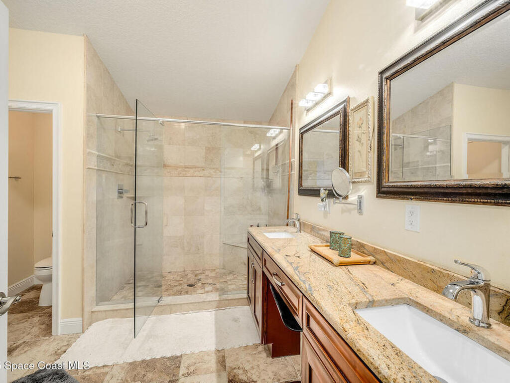 2100 Vernon Place, Melbourne, FL 32901