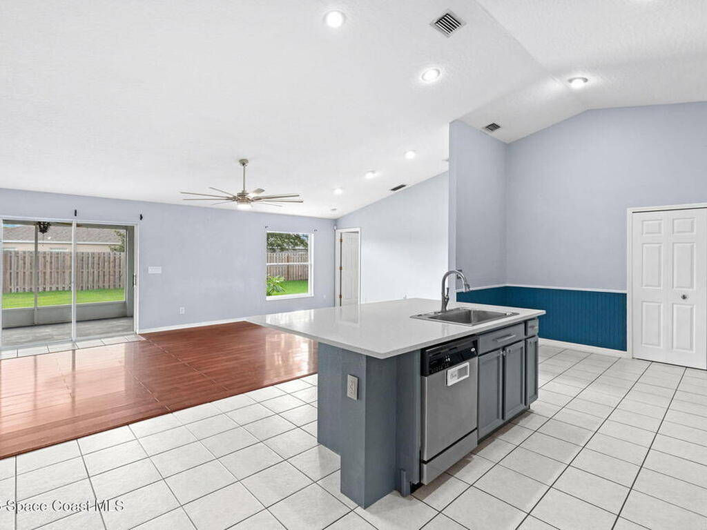 1493 Laramie Circle, Suntree, FL 32940